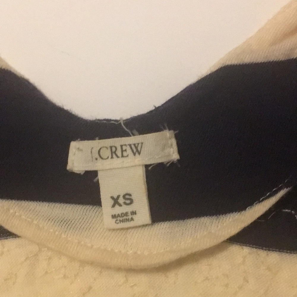 J CREW TOP - Picture 2 of 4